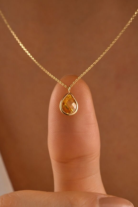 Damla Sarı Topaz Renk Taşlı 14 Ayar Altın Kolye