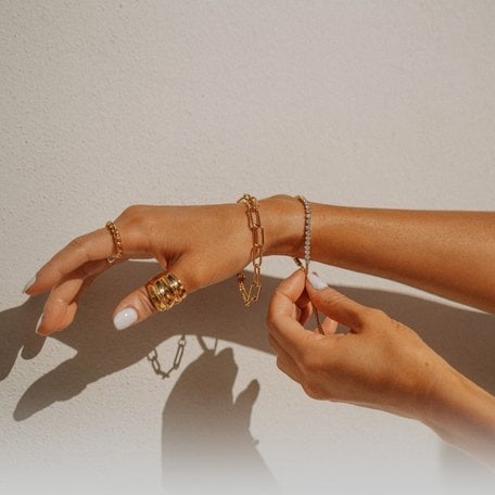 Şık ve Zarif Bilekliklerimiz